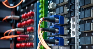 Профессиональный монтаж слаботочных сетей и систем от 1555 руб. в Ханты-Мансийске - ЭлектроХнт